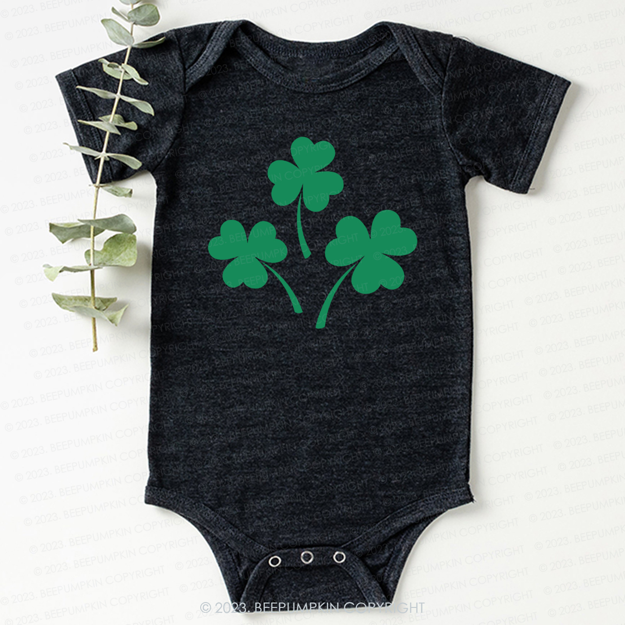 Shamrock St.Patricks Day Bodysuit For Baby