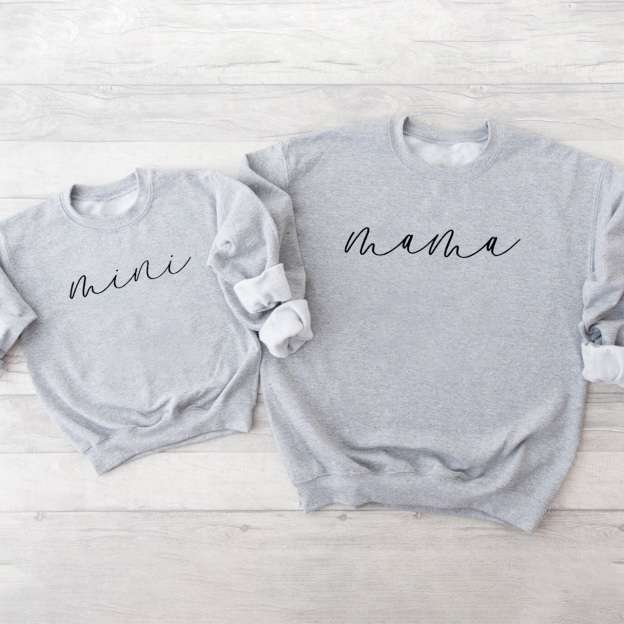 Mama Mini Gift Sweatshirt