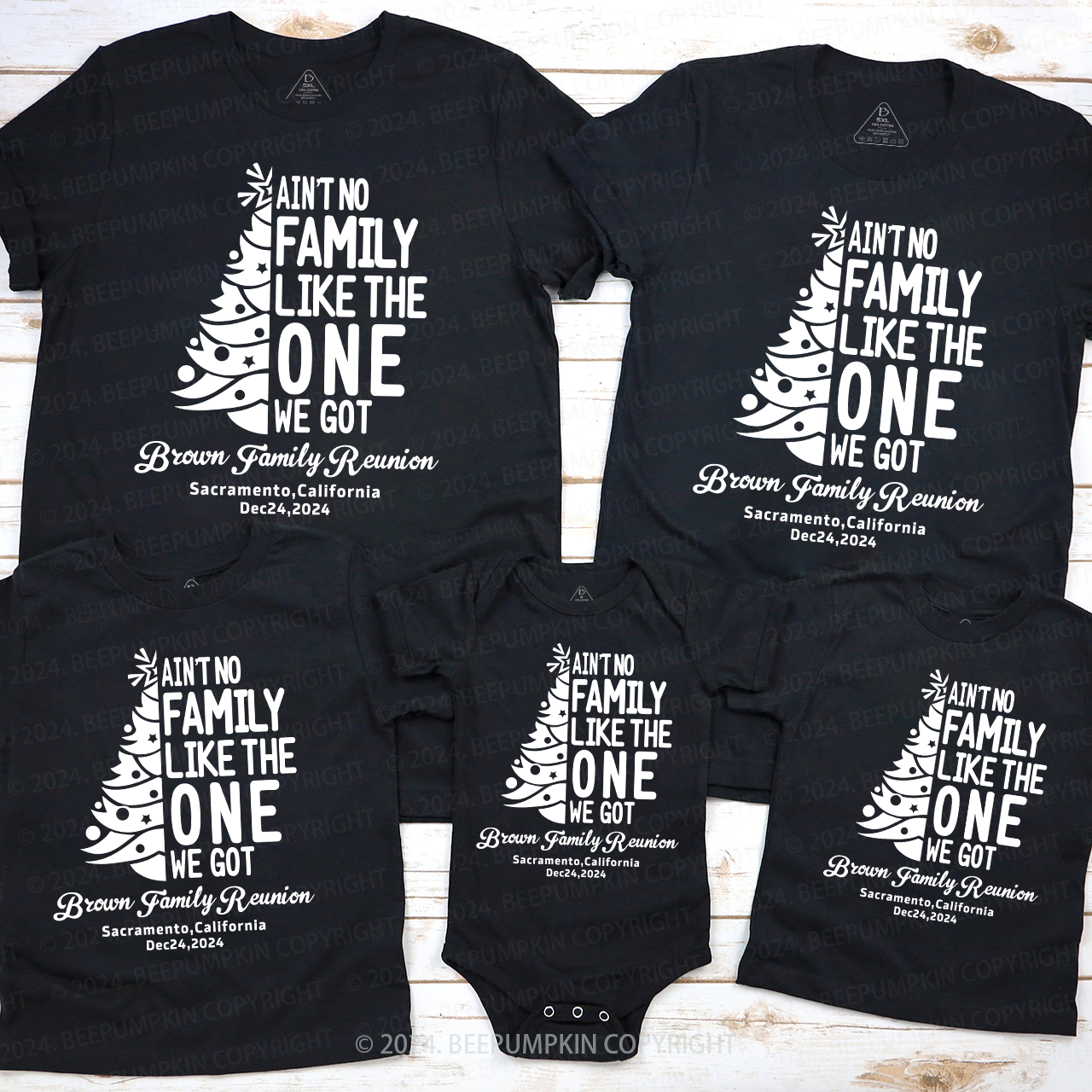 Personalized Ain't No Family Like The One We Got Christmas Matching T-Shirts Beepumpkin
