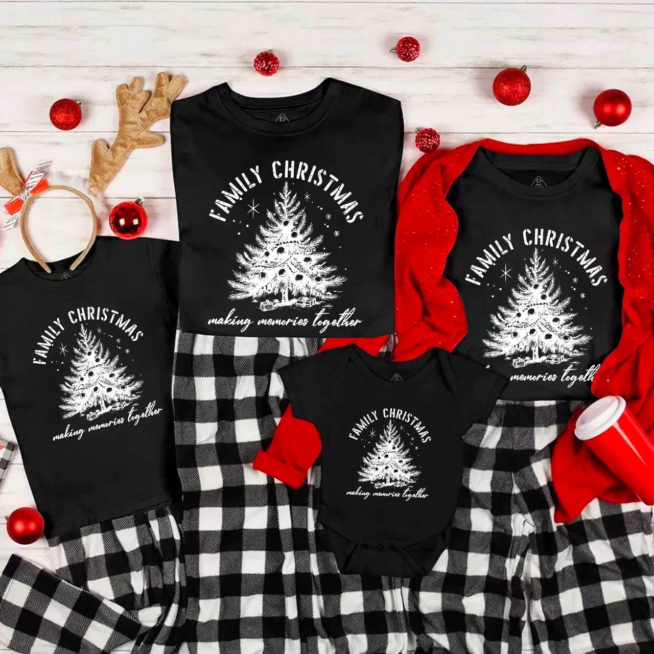 Warm Christmas Tree Family Matching T-Shirts Beepumpkin