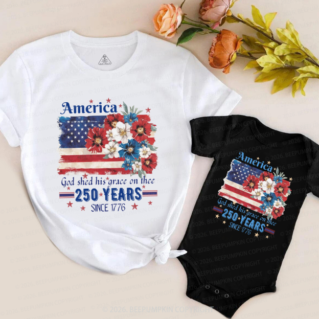 America 250 Years Flag Floral Mom&Me Matching T-Shirts