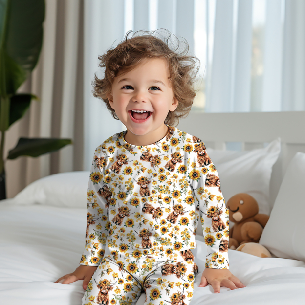 Highland Cow Floral Two-Piece Pajama Set For Kids