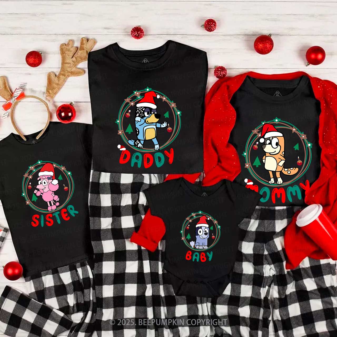 Cartoon Dog Light Ring Christmas Family Matching T-Shirts Beepumpkin.
