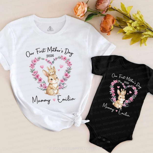 Personalized Cute Rabbit Heart Wreath Mom&Me Matching T-Shirts