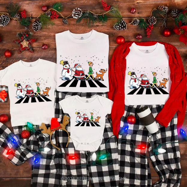 Santa Claus Crossing the Road Family Matching T-Shirts Beepumpkin