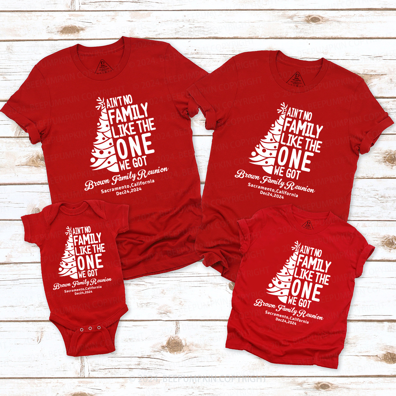 Personalized Ain't No Family Like The One We Got Christmas Matching T-Shirts Beepumpkin