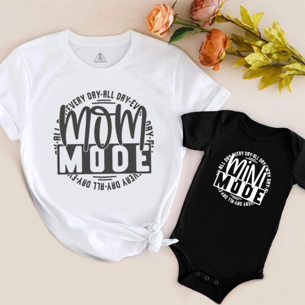 Mom And Mini Mode Matching Tees
