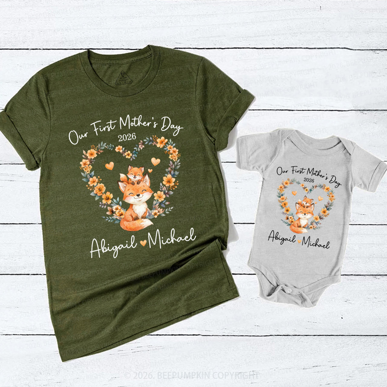 Personalized Cute Fox Heart Wreath Mom&Me Matching T-Shirts