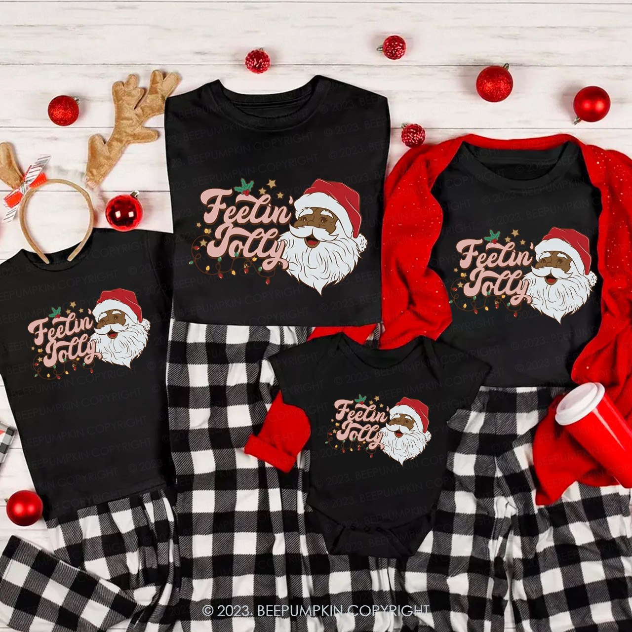 Retro Santa Feeling Jolly Family Matching Christmas Shirts Beepumpkin