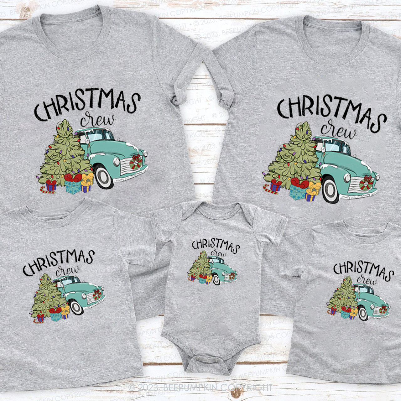 Retro Christmas Crew 2023 Family Group Matching Tees Beepumpkin