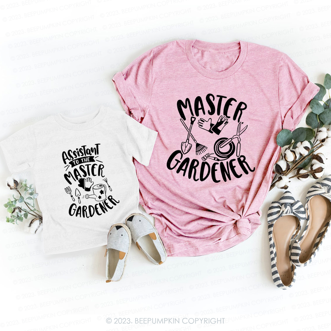 Master Gardener  Assistant To The Master T-Shirts For Mom&Me