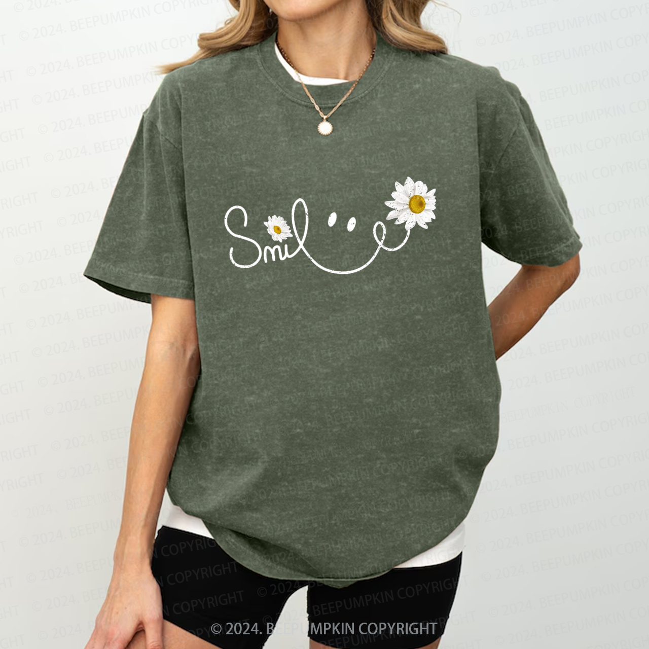 Vintage Mama Daisy Floral Washed Tees