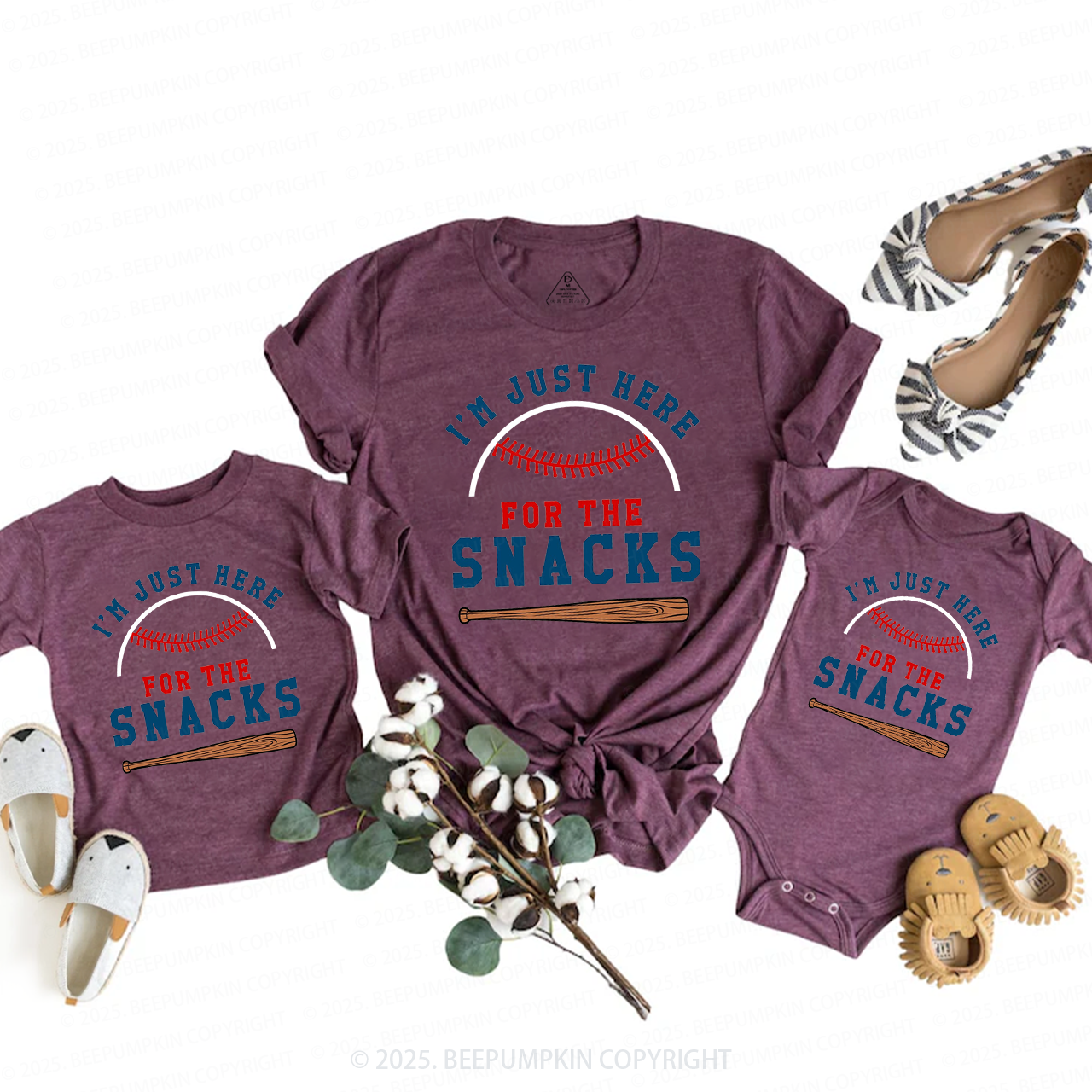 I'm Just Here For The Snacks Mom&Me Matching Tees