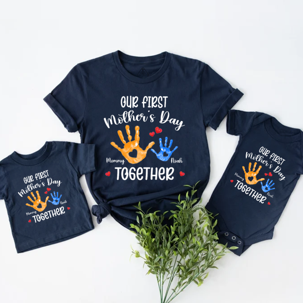 Personalized Names Painting Hands Mom&Me Matching Tees