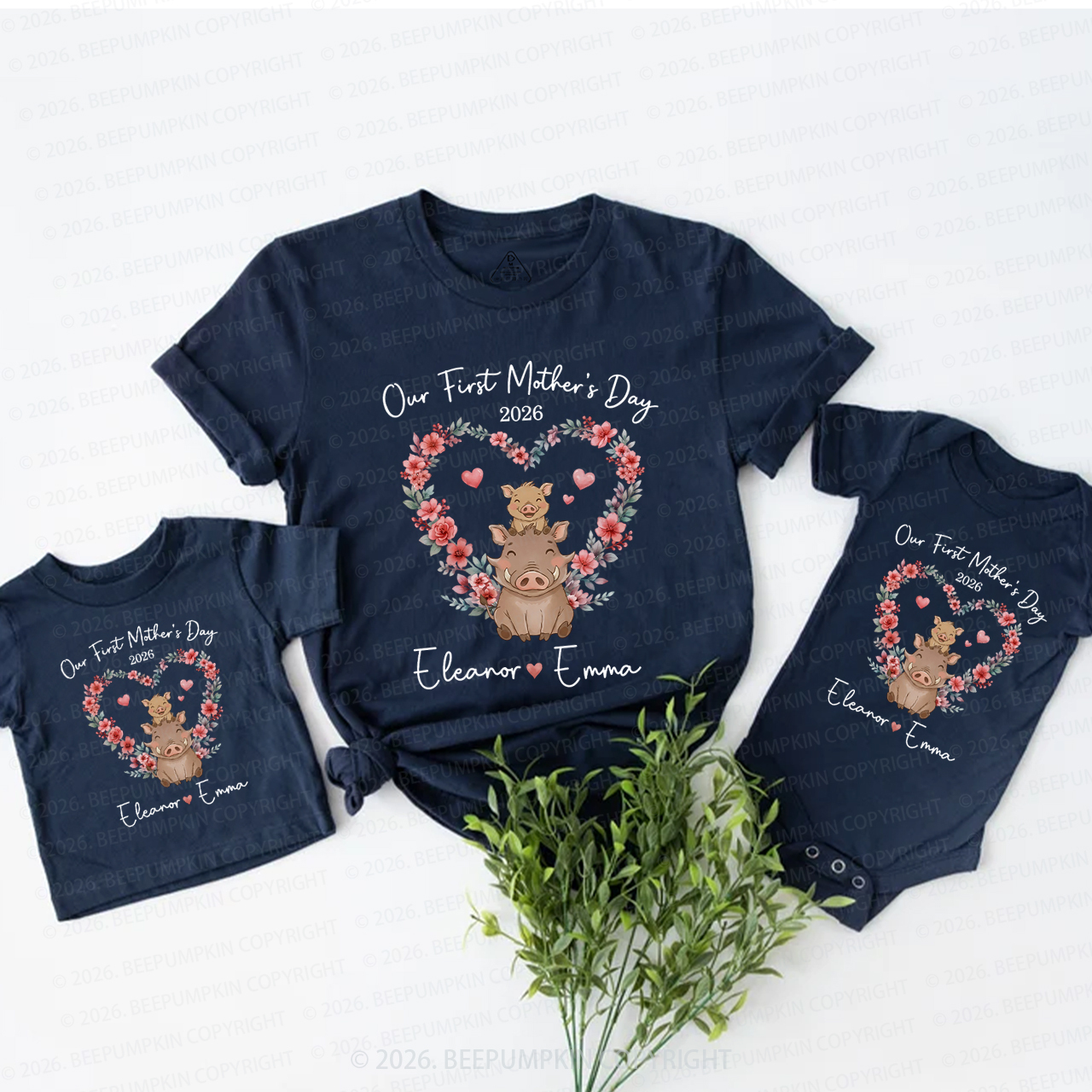 Personalized Cute Wild Boar Heart Wreath Mom&Me Matching T-Shirts