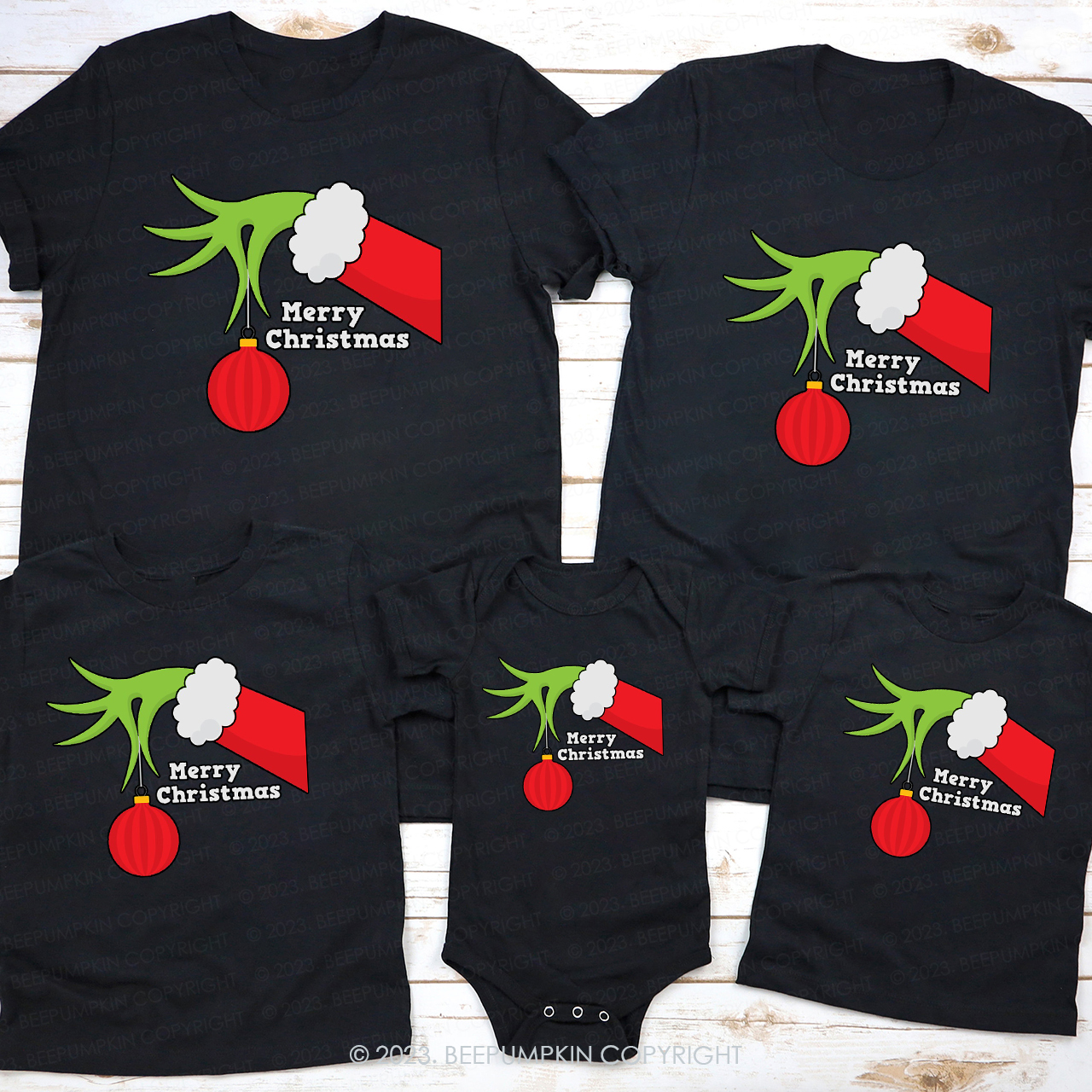 Merry Christmas Classic Matching Family T-Shirt Beepumpkin