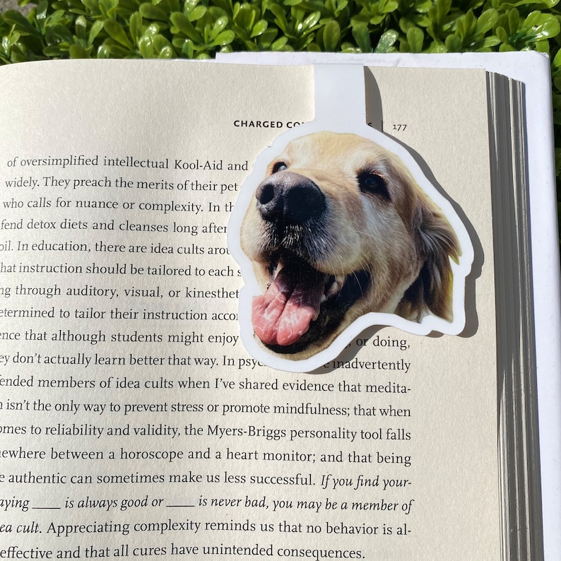 Personalized Dog Magnetic Bookmark Beepumpkin
