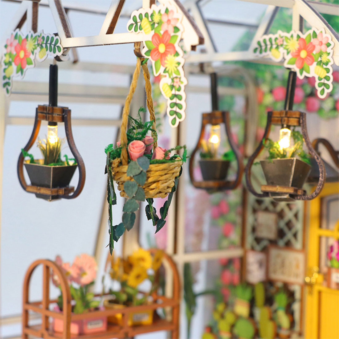 1:24 Garden House Miniature Architectural Model Kit