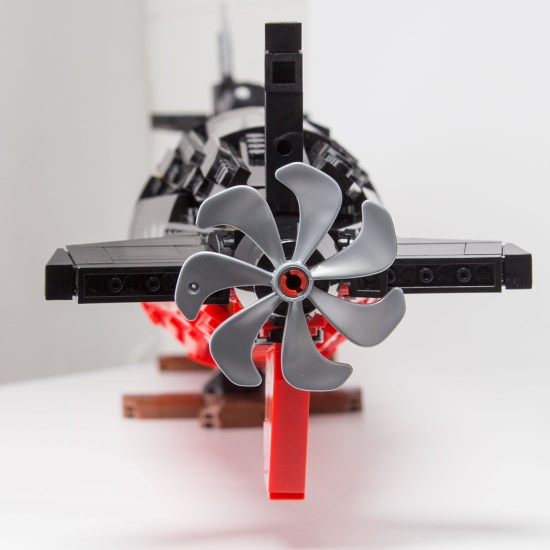 Mocsage 1/125 UCC Los Angeles-class Military Nuclear Submarine Model Building Blocks Set (2988PCS)