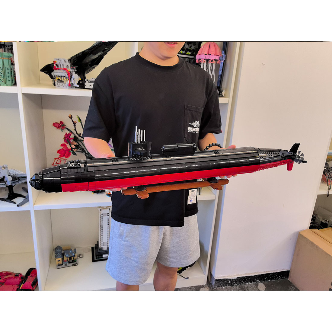 Mocsage 1/125 UCC Los Angeles-class Military Nuclear Submarine Model Building Blocks Set (2988PCS)