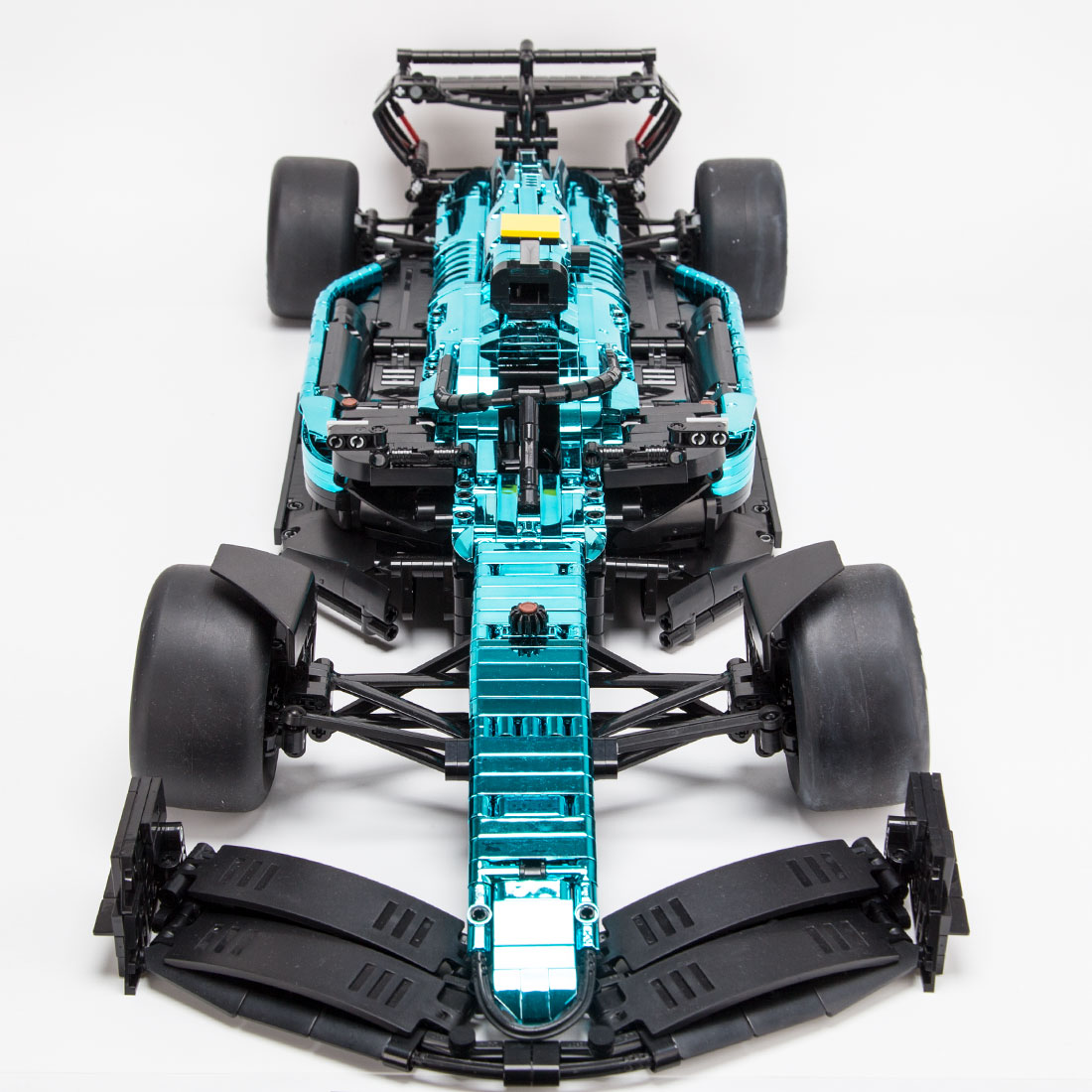 1/8 Scale AMR23 Sports Car Tech Assembly Toy Building Blocks Set (2824PCS)