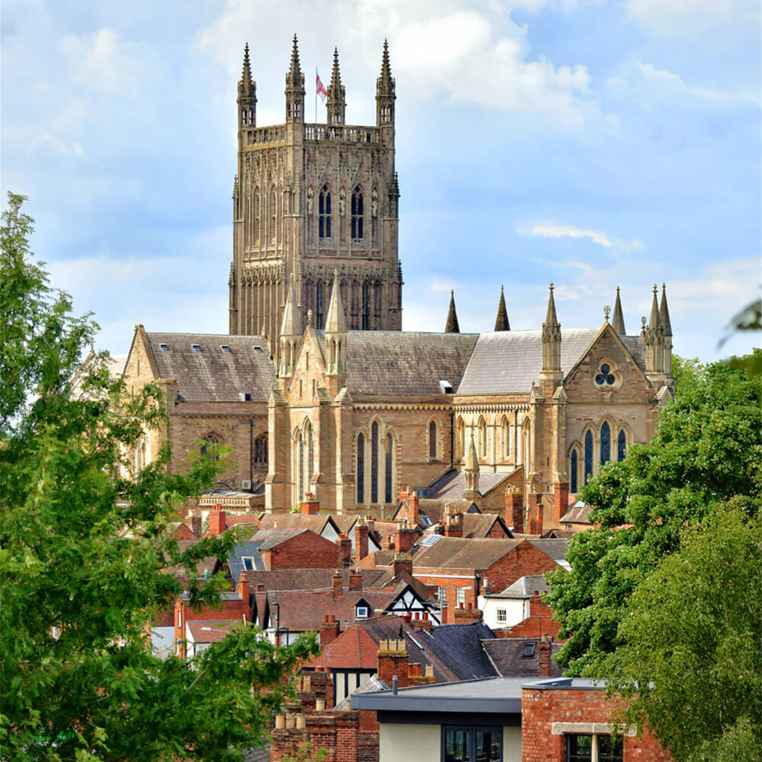 MOC-172068 Worcester Cathedral British Monastery Architecture DIY Assembly Toy Building Block Set (1180PCS)