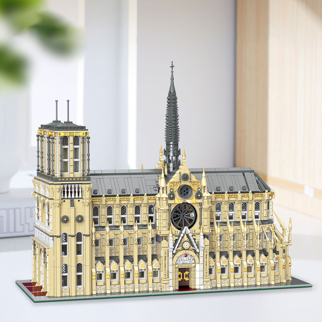 Notre-Dame Cathedral Assembly Toy Building Blocks Set（8225PCS）