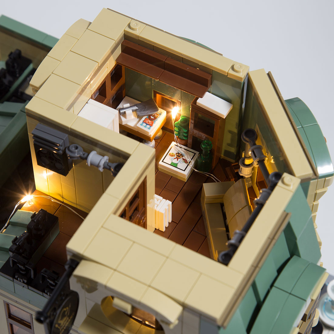 Mocsage  MOC-160521 Restaurants in Paris with Lights Modular Small Building Blocks Set (3104PCS)