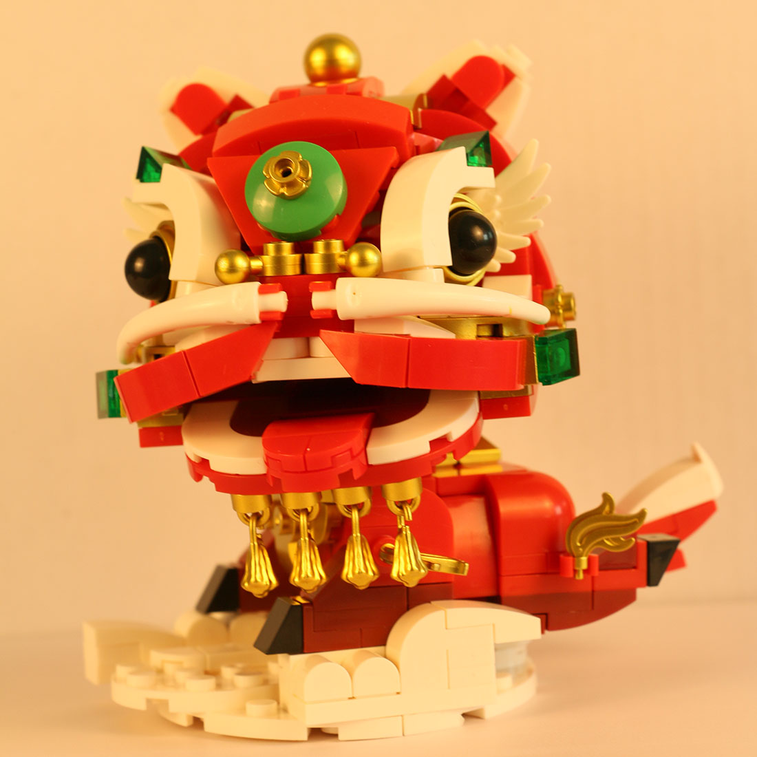 Golden Lion Assembly Model Building Blocks Set (378PCS)