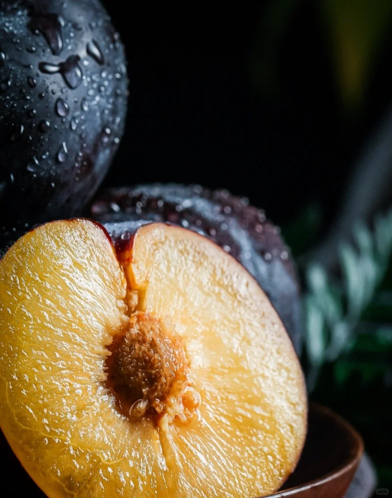 Black Plum | Deep Purple, Juicy, and Sweet