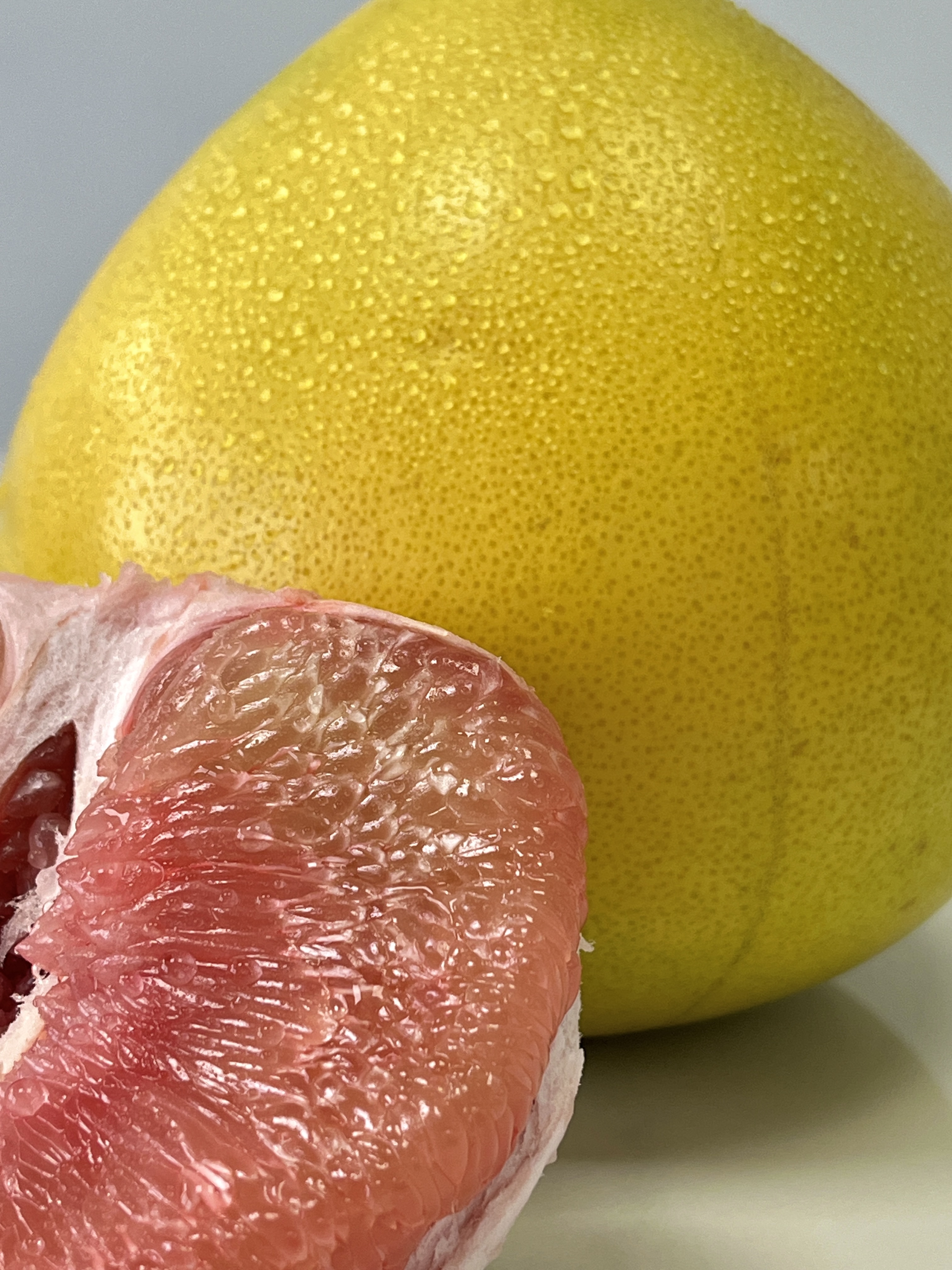 Red Pomelo