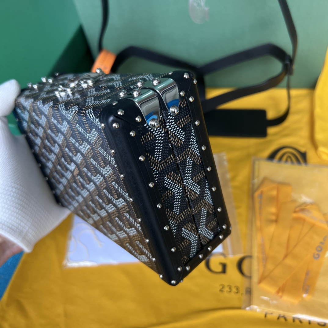 GOYARD