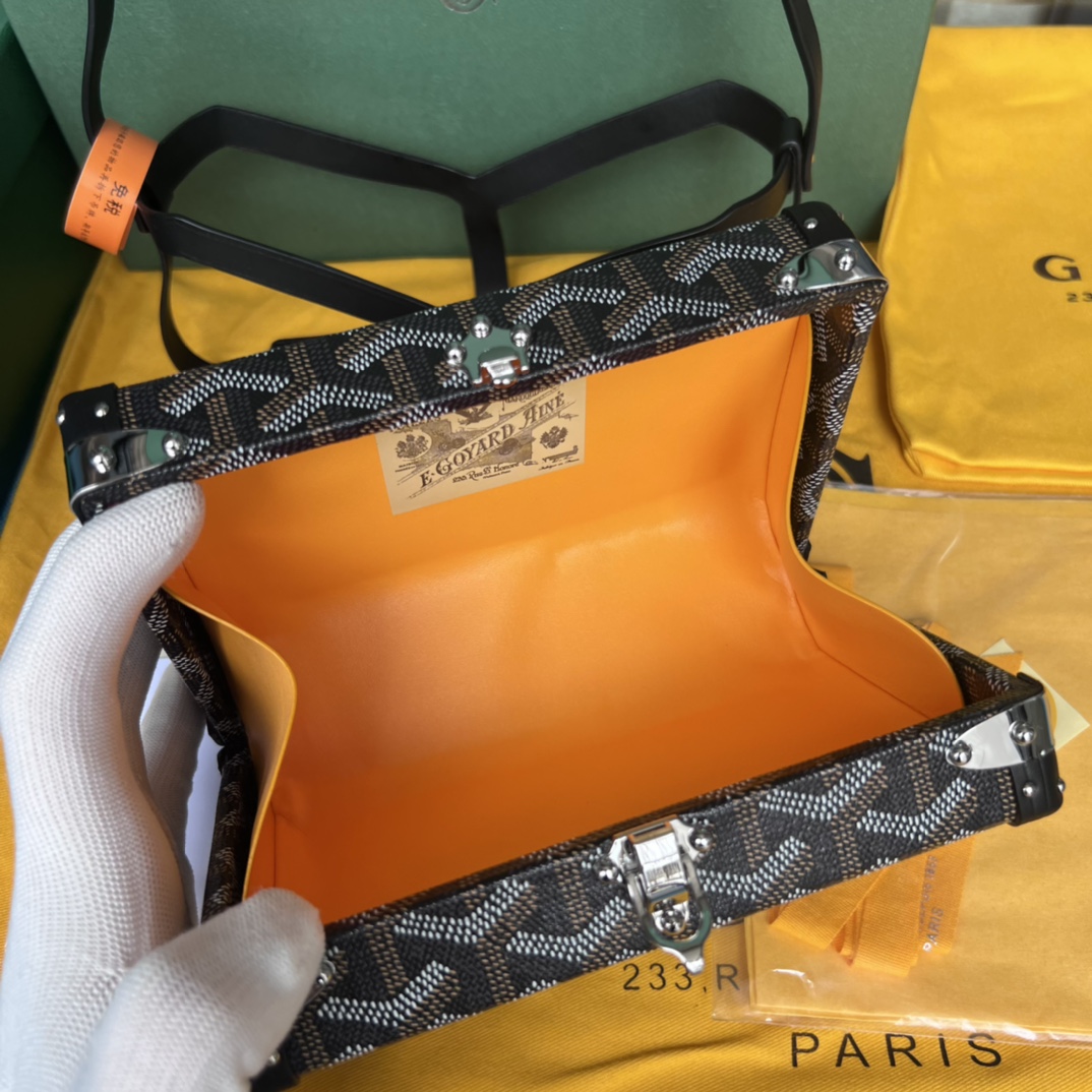 GOYARD