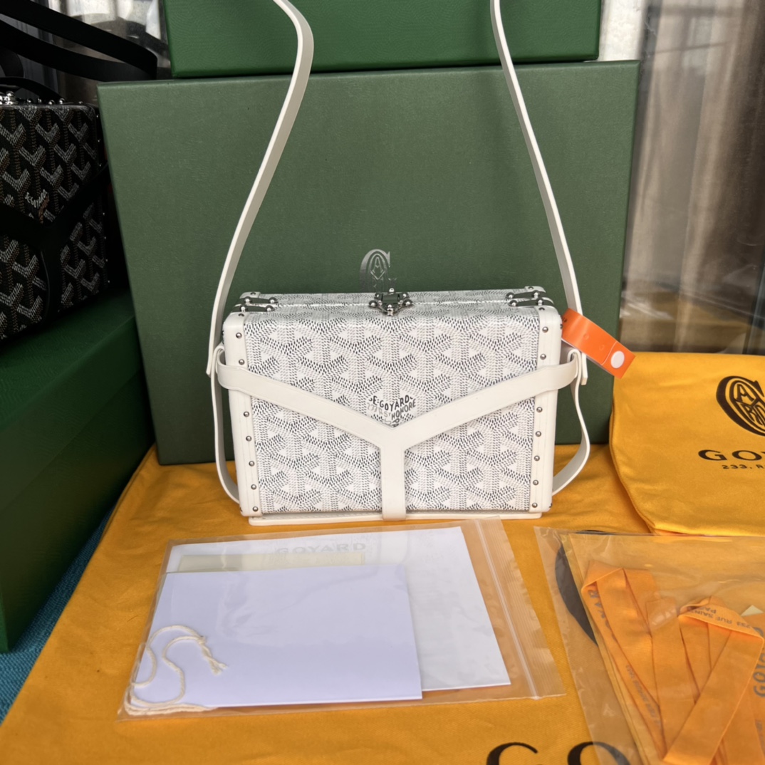 GOYARD