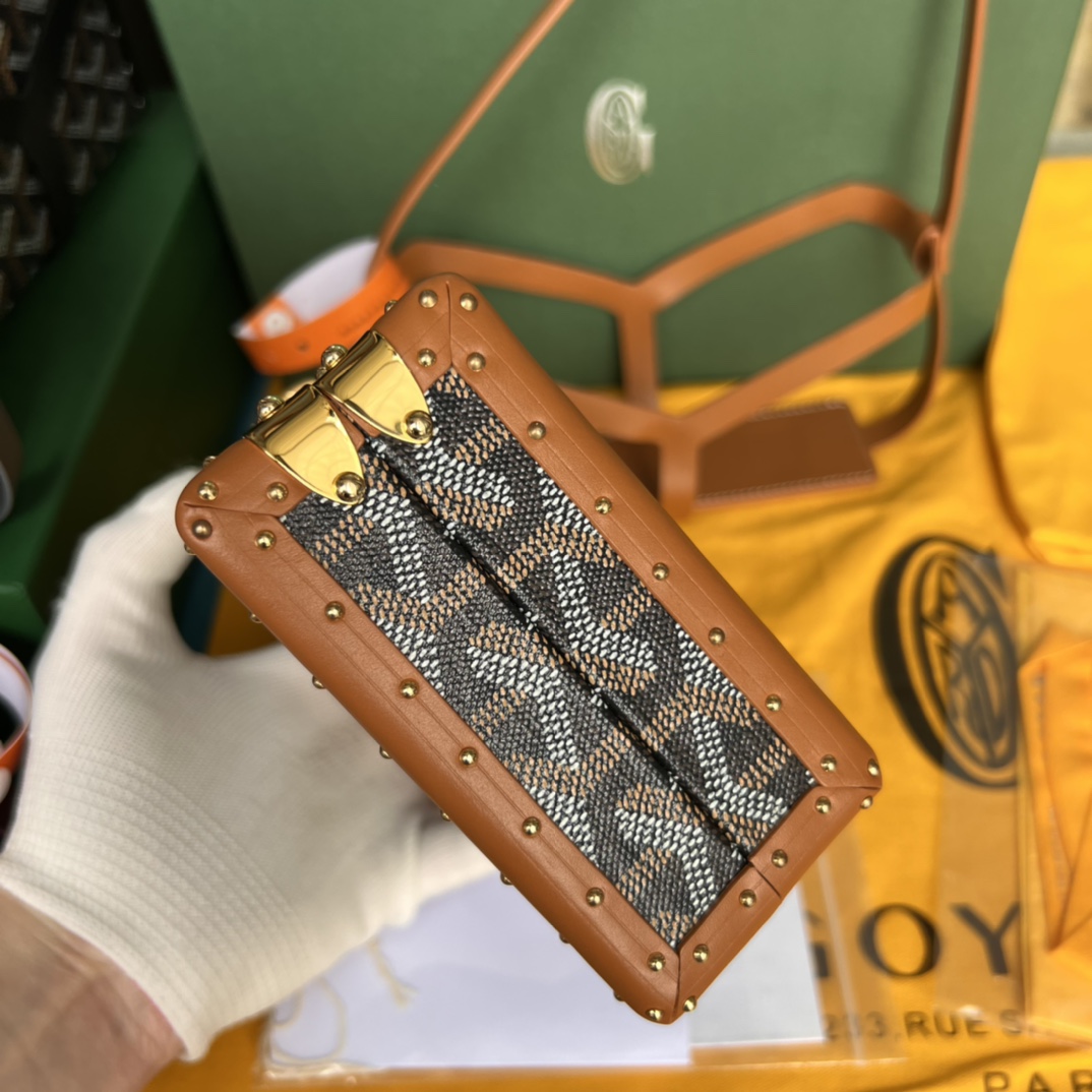 GOYARD
