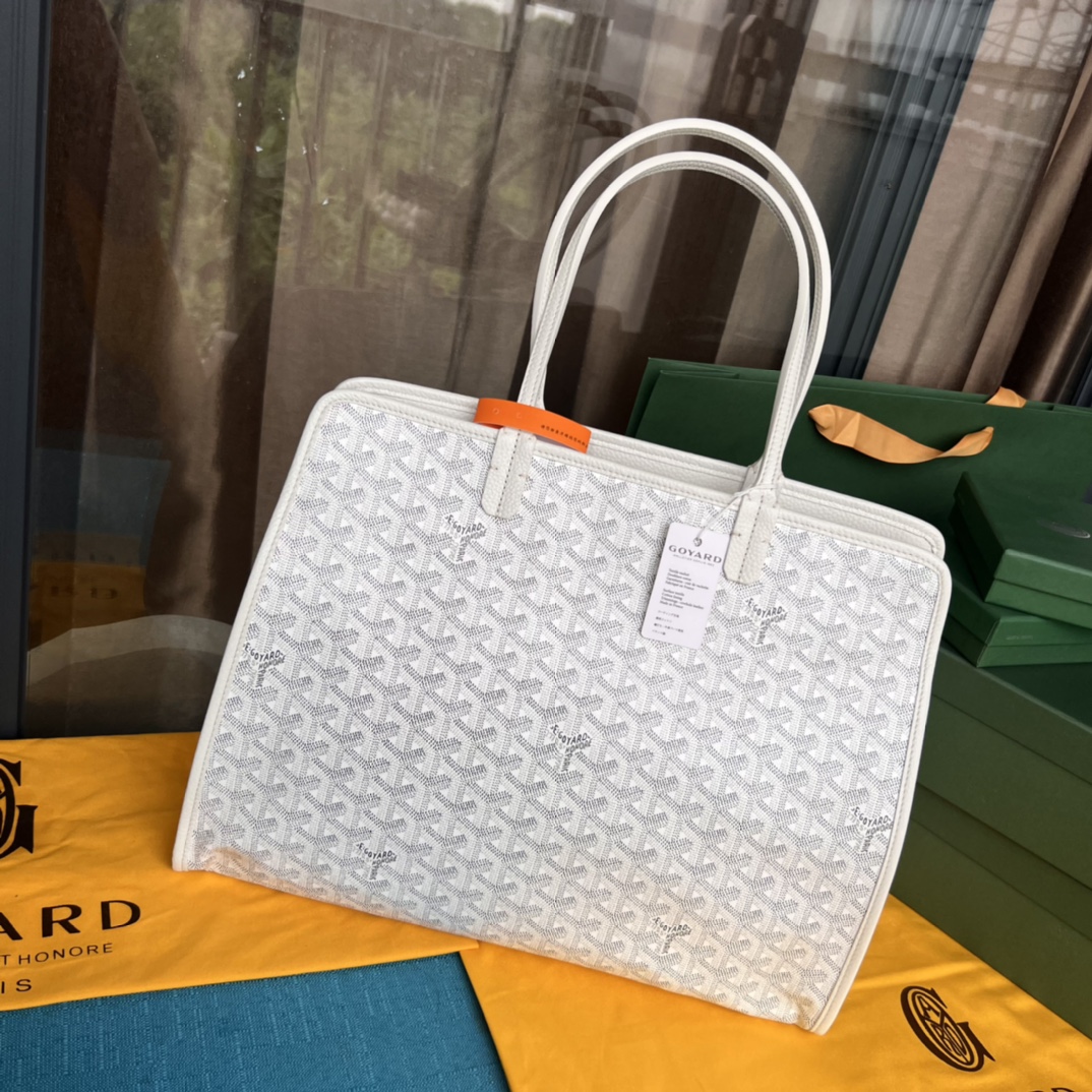 GOYARD
