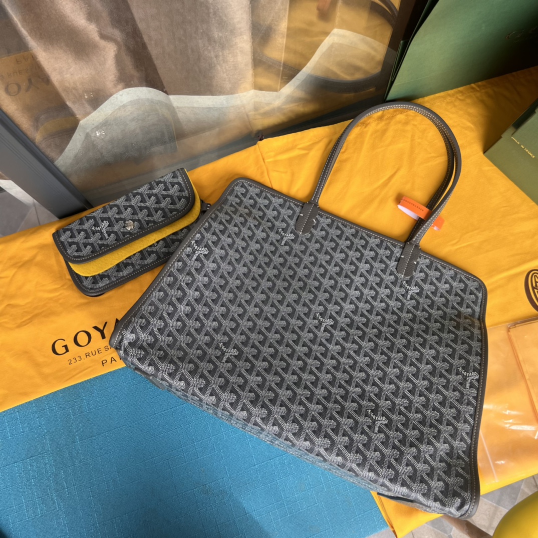 GOYARD