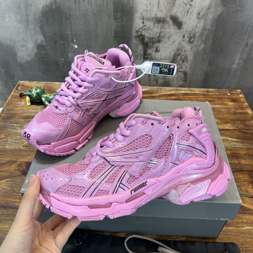 BALENCIAGA RUNNER 
