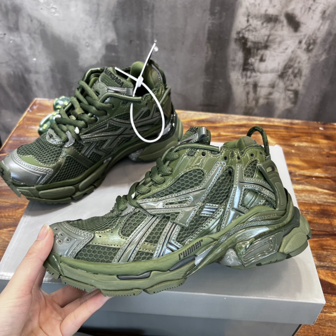 BALENCIAGA RUNNER 