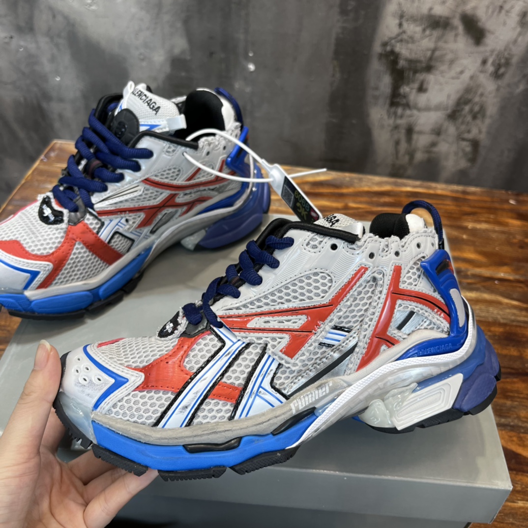 BALENCIAGA RUNNER 