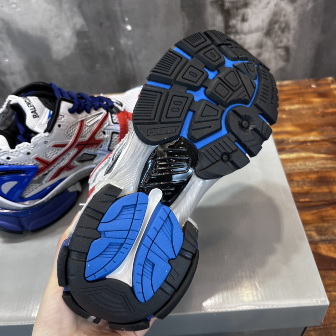 BALENCIAGA RUNNER 
