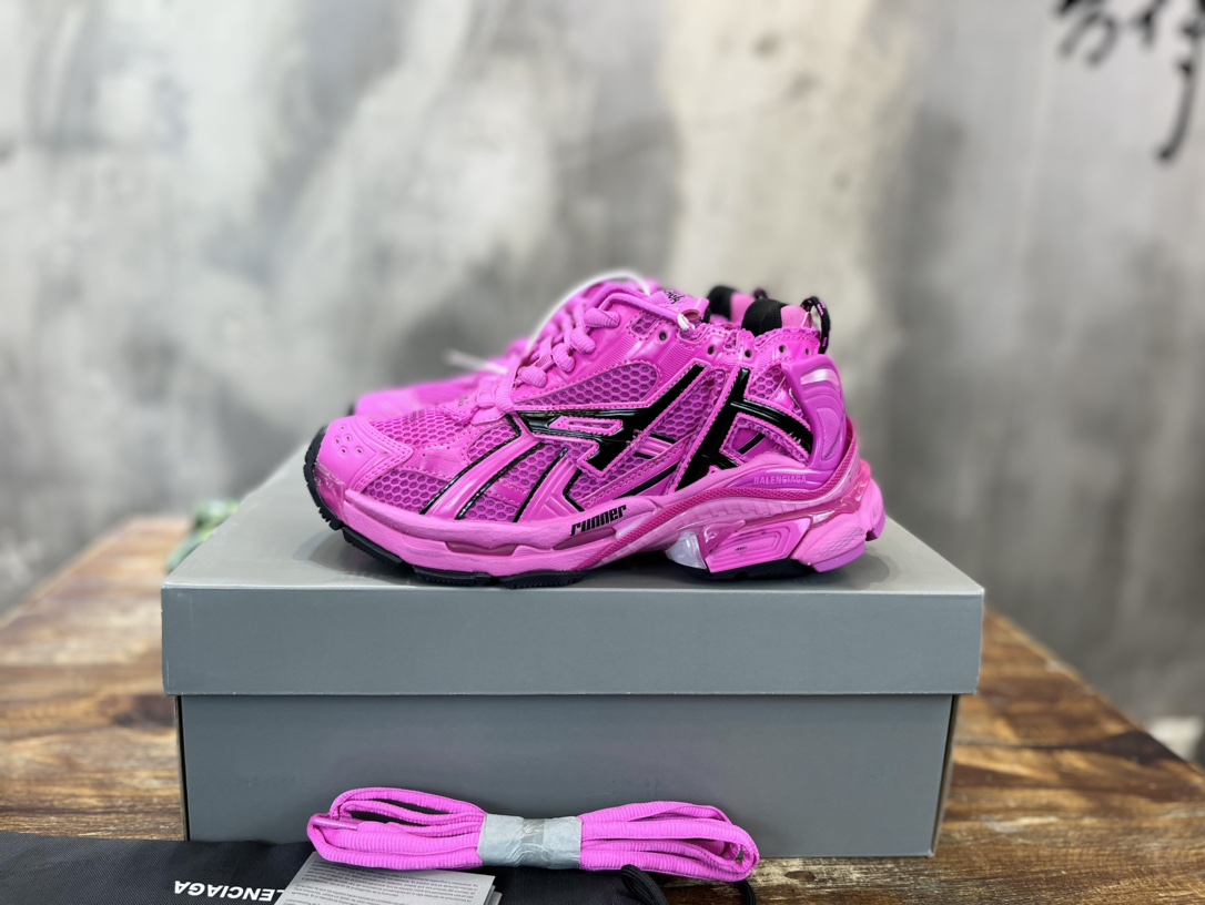 BALENCIAGA RUNNER 