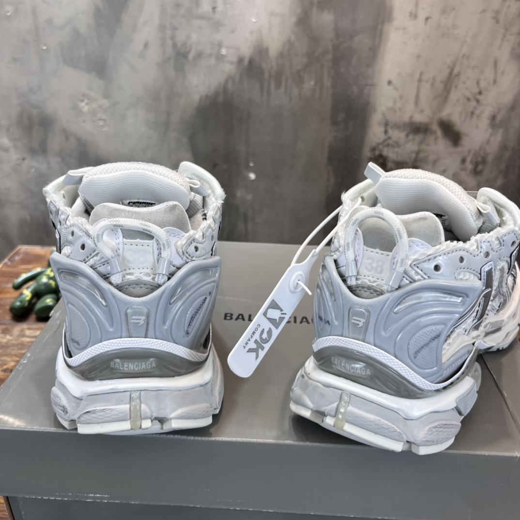 BALENCIAGA RUNNER 