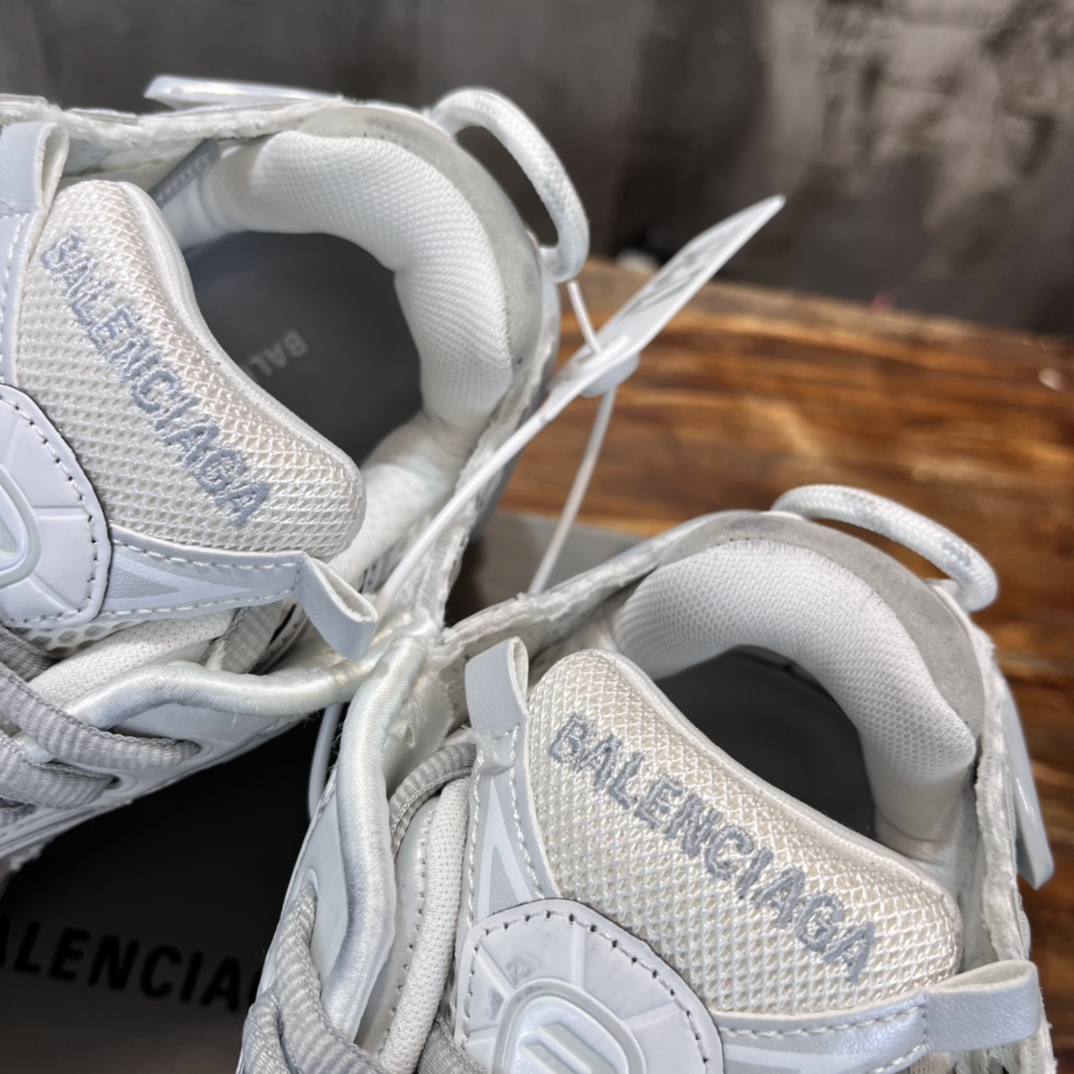 BALENCIAGA RUNNER 