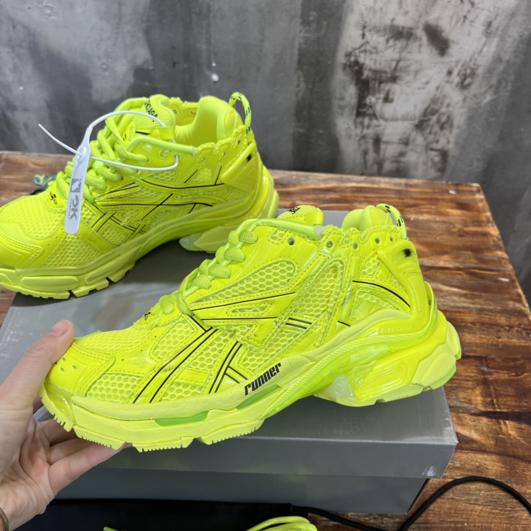BALENCIAGA RUNNER 