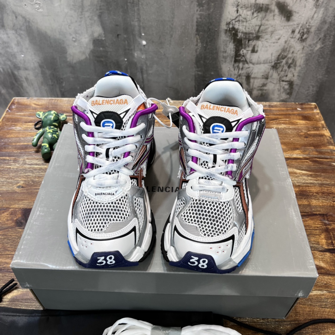 BALENCIAGA RUNNER 