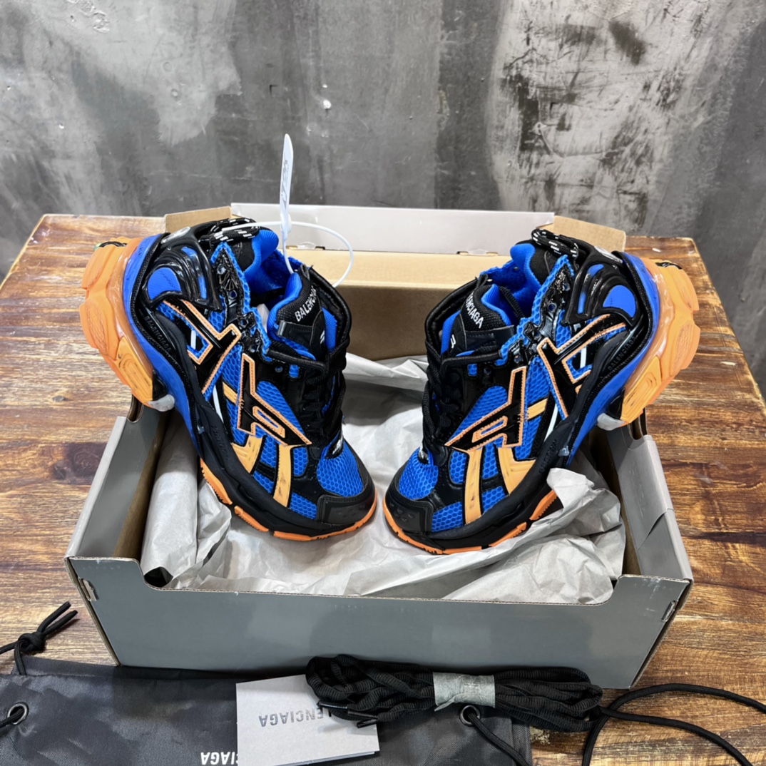 BALENCIAGA RUNNER 