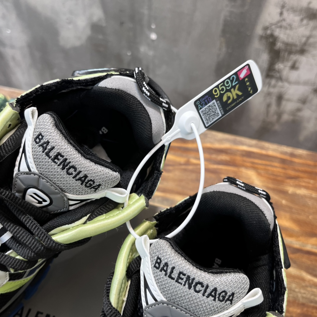 BALENCIAGA RUNNER 