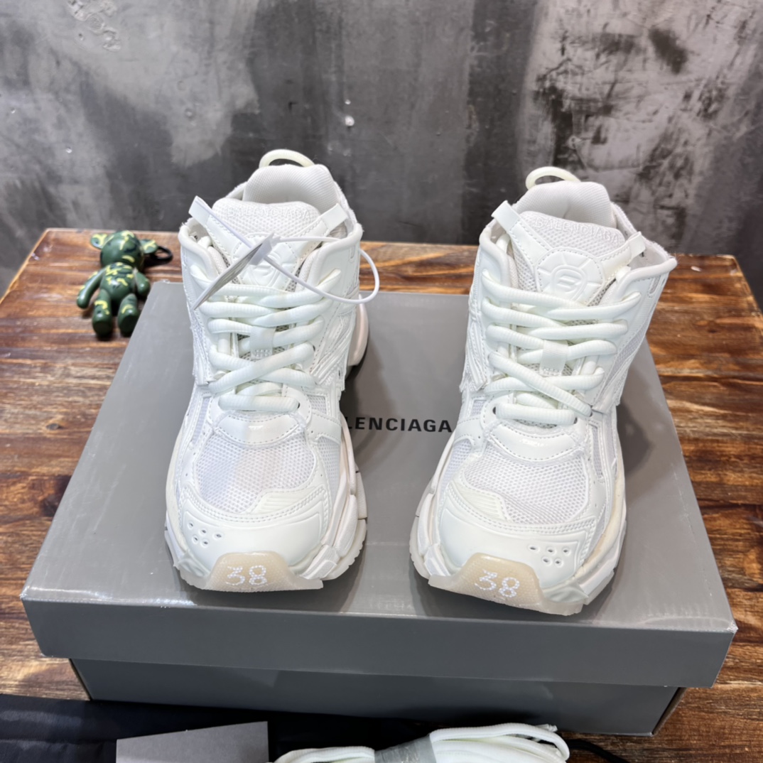 BALENCIAGA RUNNER 