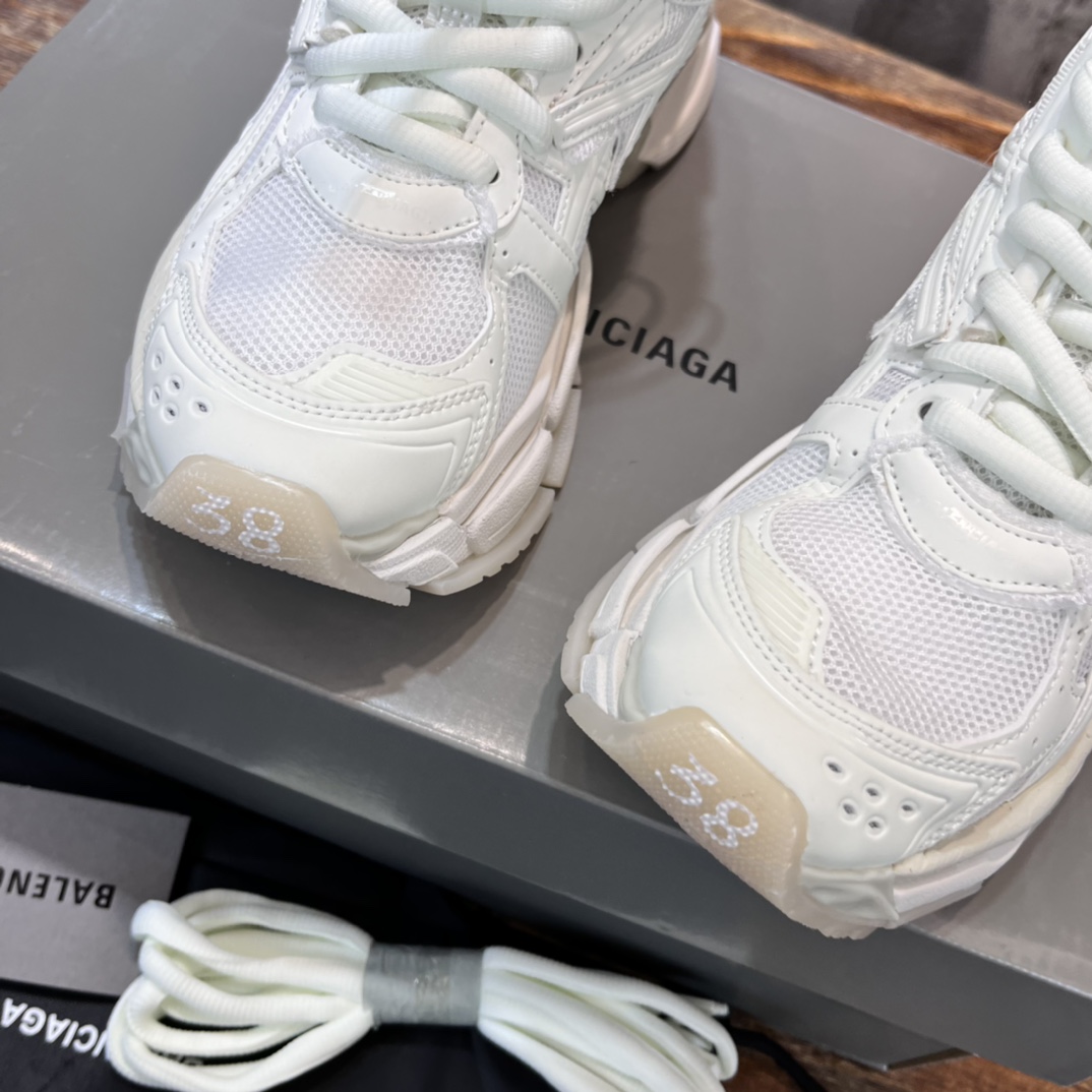 BALENCIAGA RUNNER 